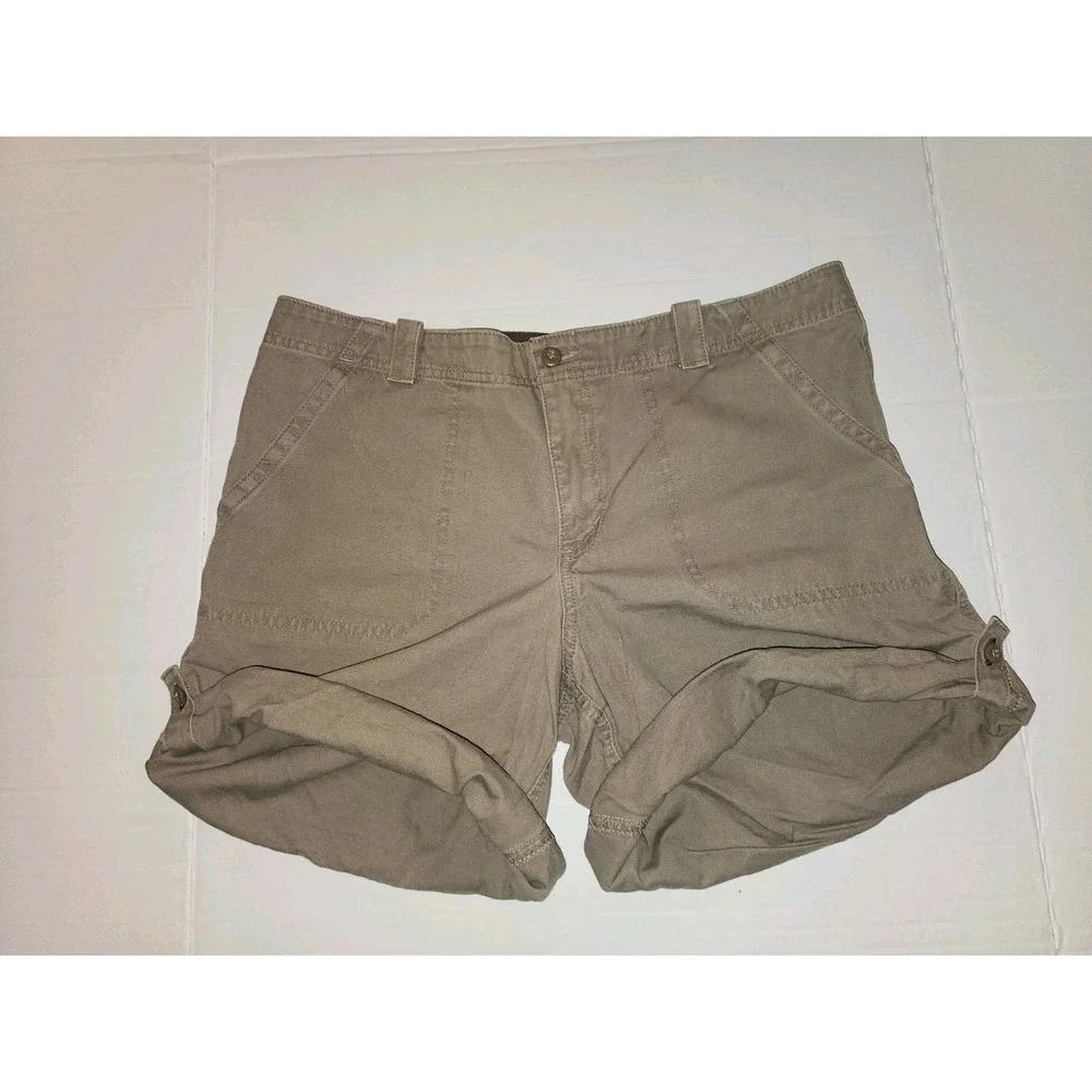 Eddie Bauer *small stain